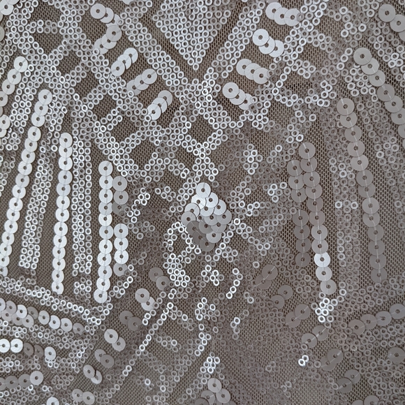 Champagne colored sequins dress - Picture 2 of 4